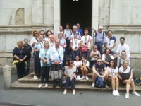 foto altro gruppo di  visitatori del Cenacolo e S.Maurizio.jpg